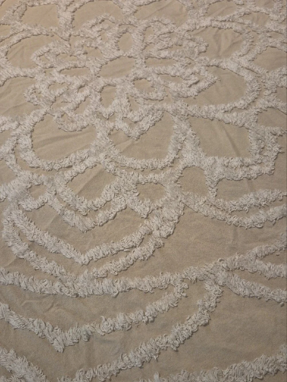 Lightweight  Chenille Comforter Set - Cream